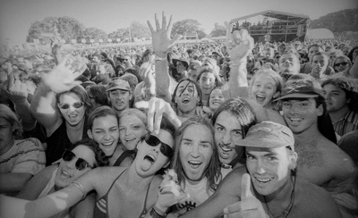 crowd_tism_bdo_1405_wyliepic_4_2_96_04.jpg