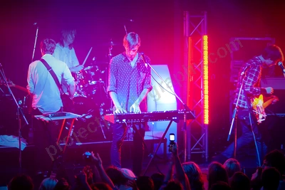 cut_copy_crowd_capital_wyliepic_6_08_02.png