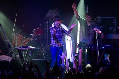 cut_copy_crowd_capital_wyliepic_6_08_05.png
