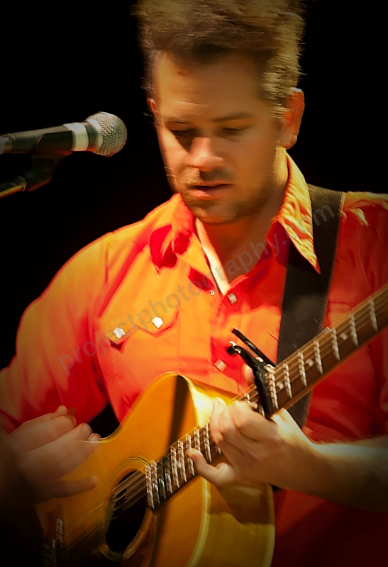 dan_kelly_red_hill_wyliepic_4_11_01.png
