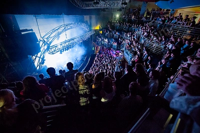 dandy_warhols_crowd_metros_perth_wyliepic_10_08_01.png