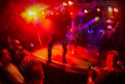 day_of_the_dead_crowd_devilles_pad_girls_wyliepic_7_08_25.png
