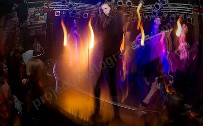 day_of_the_dead_crowd_devilles_pad_girls_wyliepic_7_08_28.png