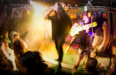 day_of_the_dead_crowd_devilles_pad_girls_wyliepic_7_08_33.png