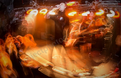 daybreak_crowd_amp_wyliepic_3_18_19.png