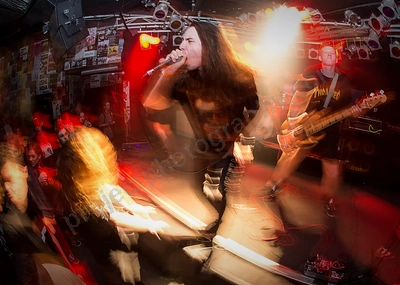 daybreak_crowd_amp_wyliepic_3_18_30.png