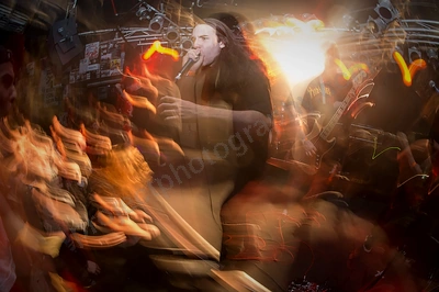 daybreak_crowd_amp_wyliepic_3_18_38.png