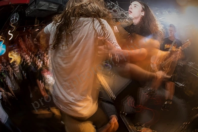 daybreak_crowd_amp_wyliepic_3_18_39.png