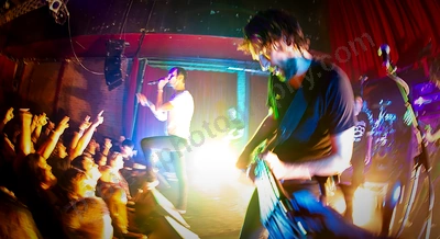 dead_letter_circus_crowd_capital_wyliepic_5_12_02.png