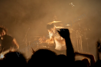 dead_letter_circus_crowd_metro_freo_wyliepic_5_12_28.png