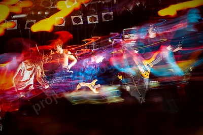dead_set_radio_crowd_amp_wf_wyliepic_3_12_19.png
