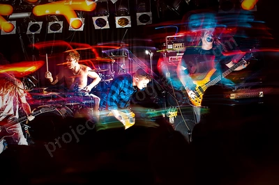 dead_set_radio_crowd_amp_wf_wyliepic_3_12_20.png