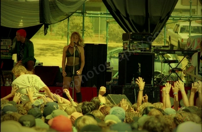 def_fx_crowd_694_bdo_wyliepic_94_00.jpg