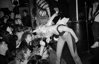 def_fx_crowd_berlin_224_wyliepic_92_03.jpg