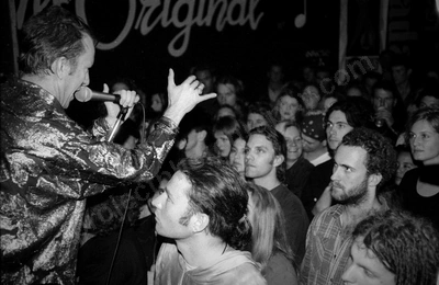 died_pretty_crowd_607_wyliepic_10_93_0.jpg