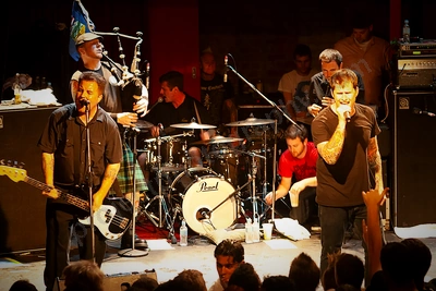 dropkick_murphys_crowd_capitol_wyliepic_6_08_19.png