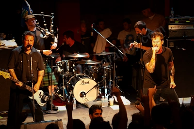 dropkick_murphys_crowd_capitol_wyliepic_6_08_20.png