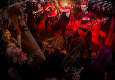 dyscord_crowd_amp_wyliepic_3_18_24.png