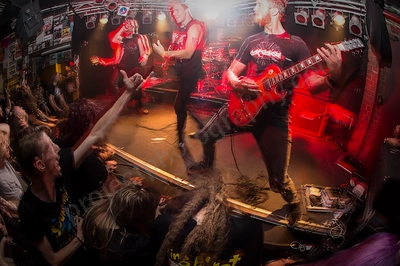 dyscord_crowd_amp_wyliepic_3_18_26.png