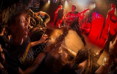 dyscord_crowd_amp_wyliepic_3_18_29.png
