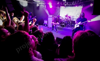 dz_deathrays_crowd_wyliepic_rosemount_8_23_007.png