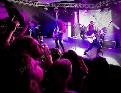 dz_deathrays_crowd_wyliepic_rosemount_8_23_029.png