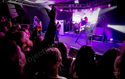dz_deathrays_crowd_wyliepic_rosemount_8_23_035.png