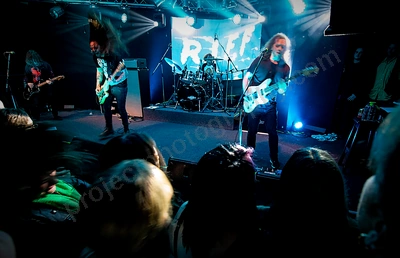 dz_deathrays_crowd_wyliepic_rosemount_8_23_046.png