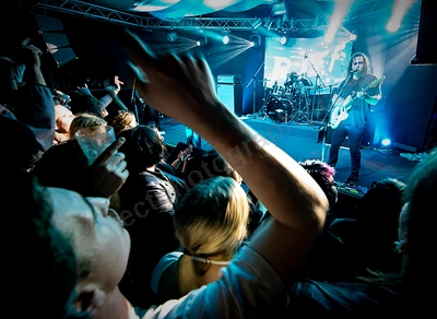 dz_deathrays_crowd_wyliepic_rosemount_8_23_060.png