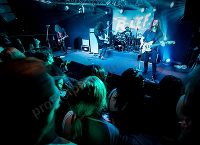 dz_deathrays_crowd_wyliepic_rosemount_8_23_085.png