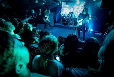 dz_deathrays_crowd_wyliepic_rosemount_8_23_089.png