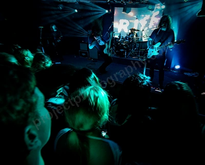dz_deathrays_crowd_wyliepic_rosemount_8_23_090.png