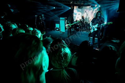 dz_deathrays_crowd_wyliepic_rosemount_8_23_091.png
