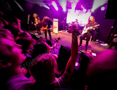 dz_deathrays_crowd_wyliepic_rosemount_8_23_097.png