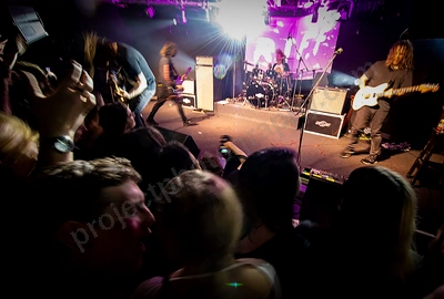 dz_deathrays_crowd_wyliepic_rosemount_8_23_119.png