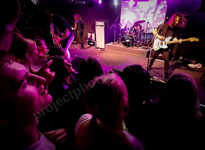 dz_deathrays_crowd_wyliepic_rosemount_8_23_142.png