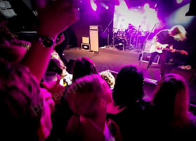 dz_deathrays_crowd_wyliepic_rosemount_8_23_146.png