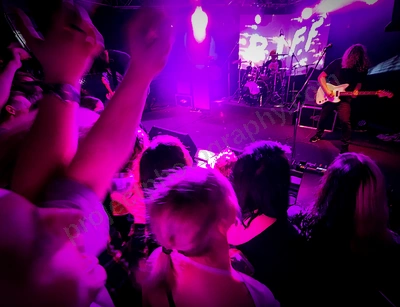 dz_deathrays_crowd_wyliepic_rosemount_8_23_154.png