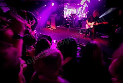 dz_deathrays_crowd_wyliepic_rosemount_8_23_157.png