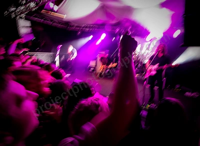 dz_deathrays_crowd_wyliepic_rosemount_8_23_162.png
