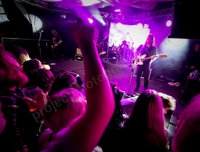 dz_deathrays_crowd_wyliepic_rosemount_8_23_173.png