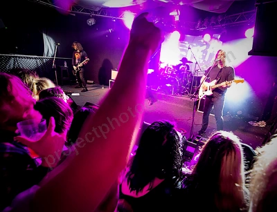 dz_deathrays_crowd_wyliepic_rosemount_8_23_175.png