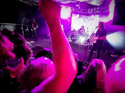 dz_deathrays_crowd_wyliepic_rosemount_8_23_177.png