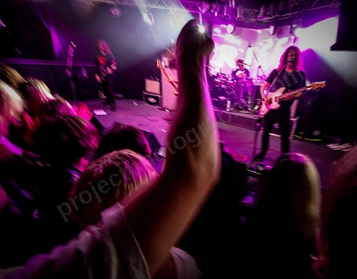 dz_deathrays_crowd_wyliepic_rosemount_8_23_187.png