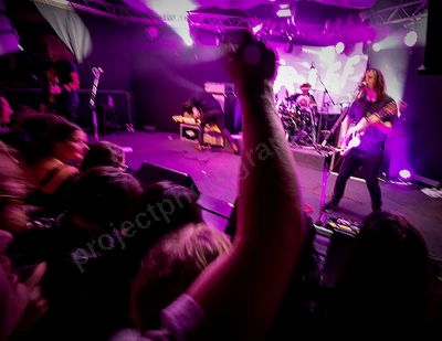 dz_deathrays_crowd_wyliepic_rosemount_8_23_191.png