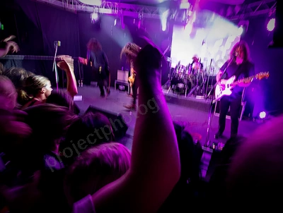 dz_deathrays_crowd_wyliepic_rosemount_8_23_197.png