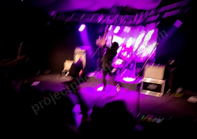 dz_deathrays_crowd_wyliepic_rosemount_8_23_216.png
