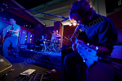 elliot_brood_amp_1_move_wyliepic_10_10_030.png