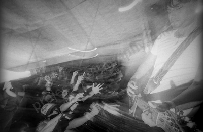 end_of_fashion_crowd_southbound_2620_wyliepic_2_1_2006_05.jpg