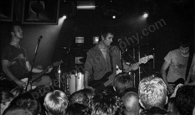 eskimo_joe_crowd__amp_2396_wyliepic_4_2004_07.jpg